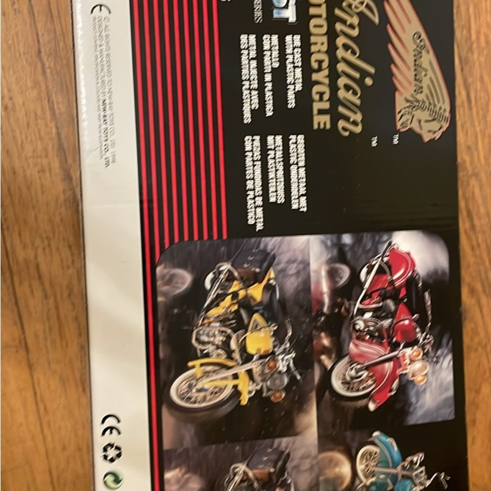 Motorcycle Die-Cast Model - Red - Picture 3 of 3